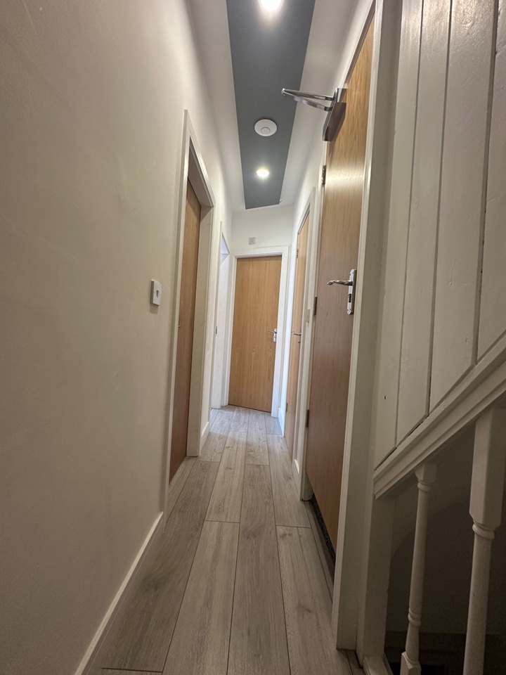 2 Bed Terraced House, Glossop St, LS6 photo 4