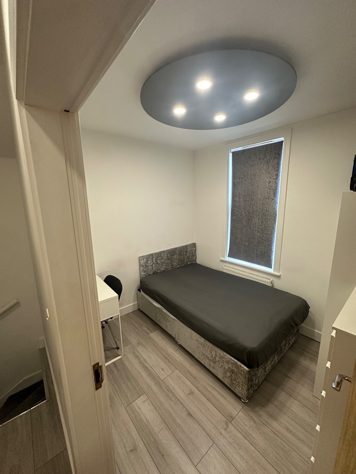 2 Bed Terraced House, Glossop St, LS6 photo 5