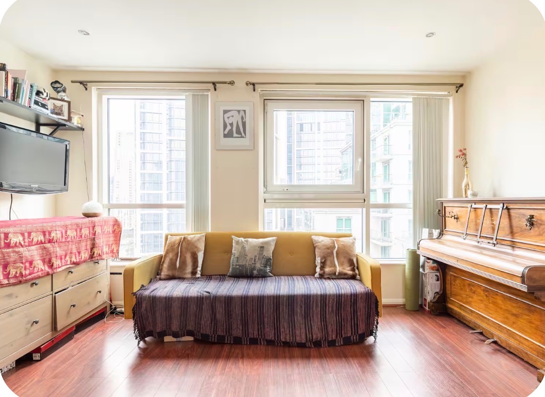 1 Bed Flat, St George Wharf, SW8