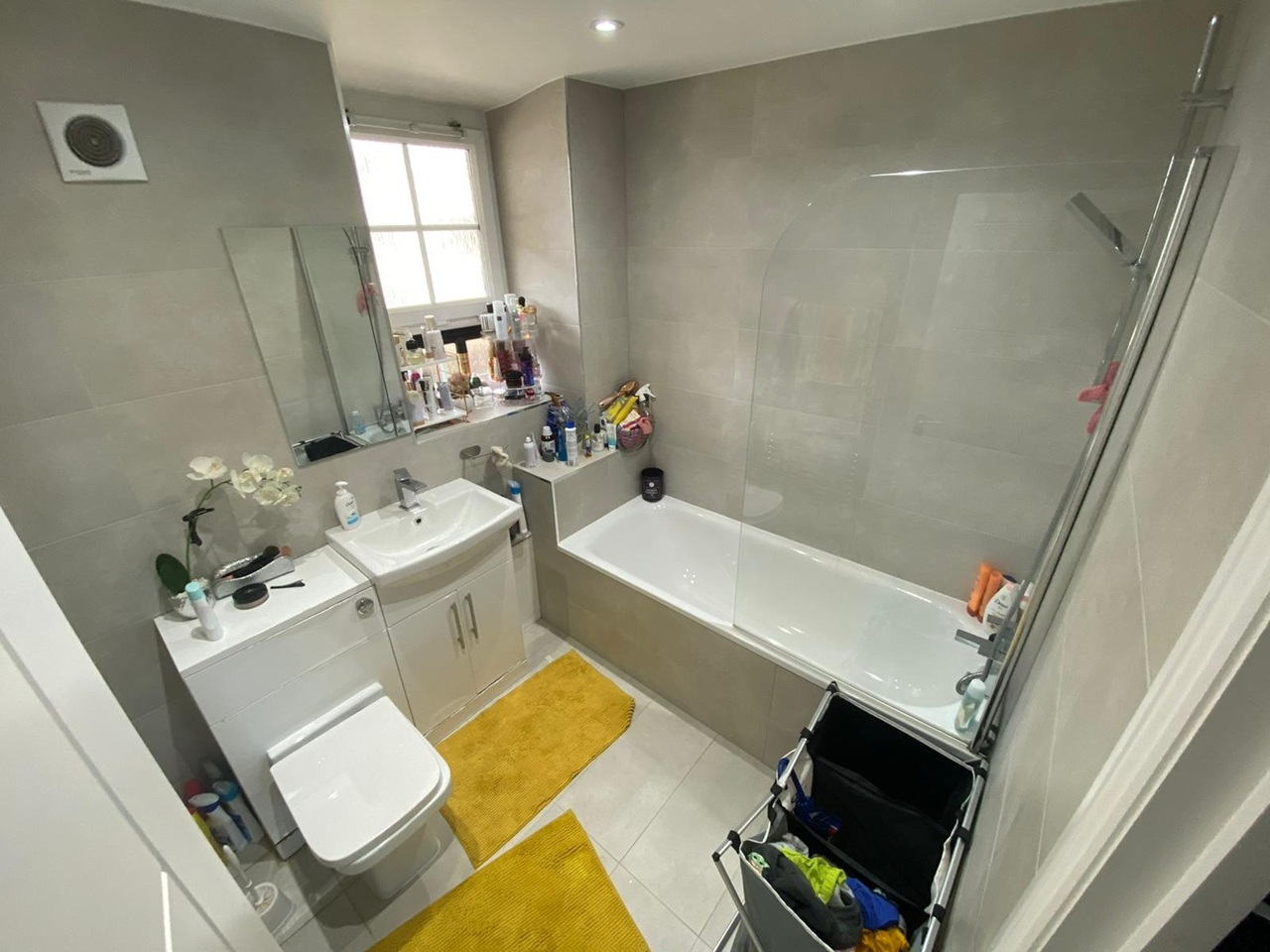 1 Bed Flat, Buckmaster House, N7 photo 5