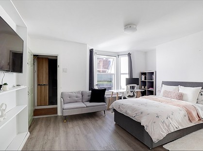 1 Bed Flat, Albany Terrace, ME4