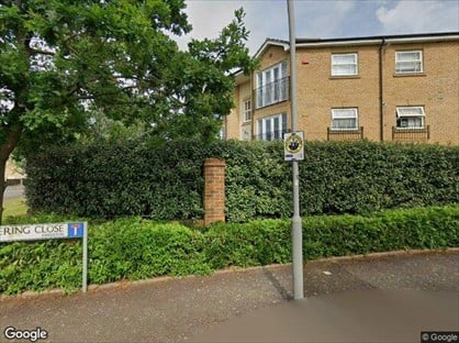 2 Bed Flat, Wittering Close, KT2