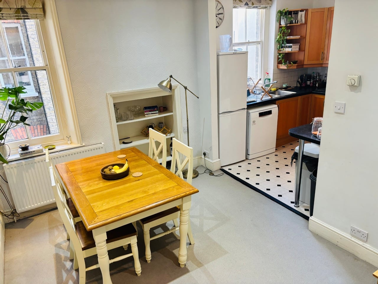 2 Bed Flat, Salisbury House, SW2 photo 2