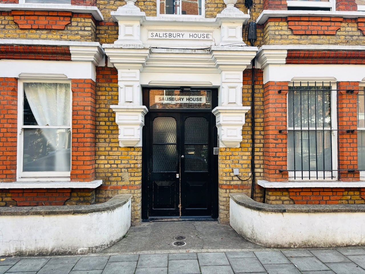 2 Bed Flat, Salisbury House, SW2