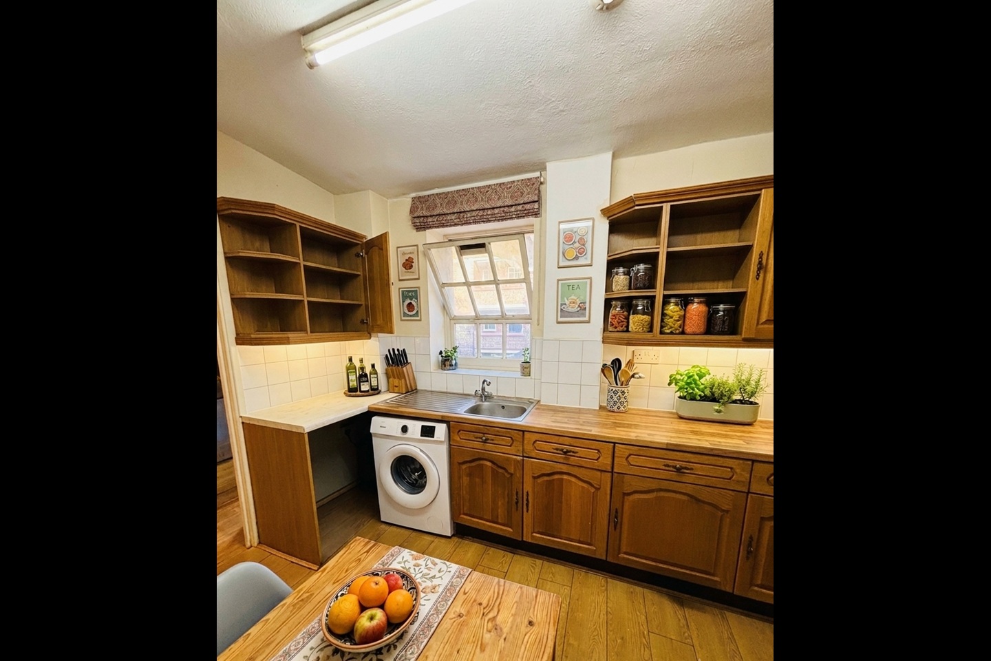 Room in a Shared Flat, Tadema House, NW8 photo 3