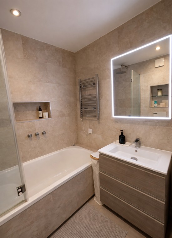 2 Bed Flat, Porchester Road, W2 photo 2