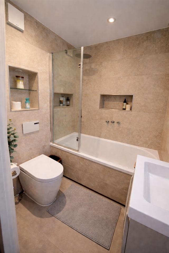 2 Bed Flat, Porchester Road, W2 photo 3