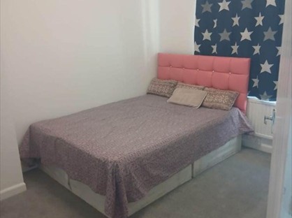 Room in a Shared House, Green Lane, RM8