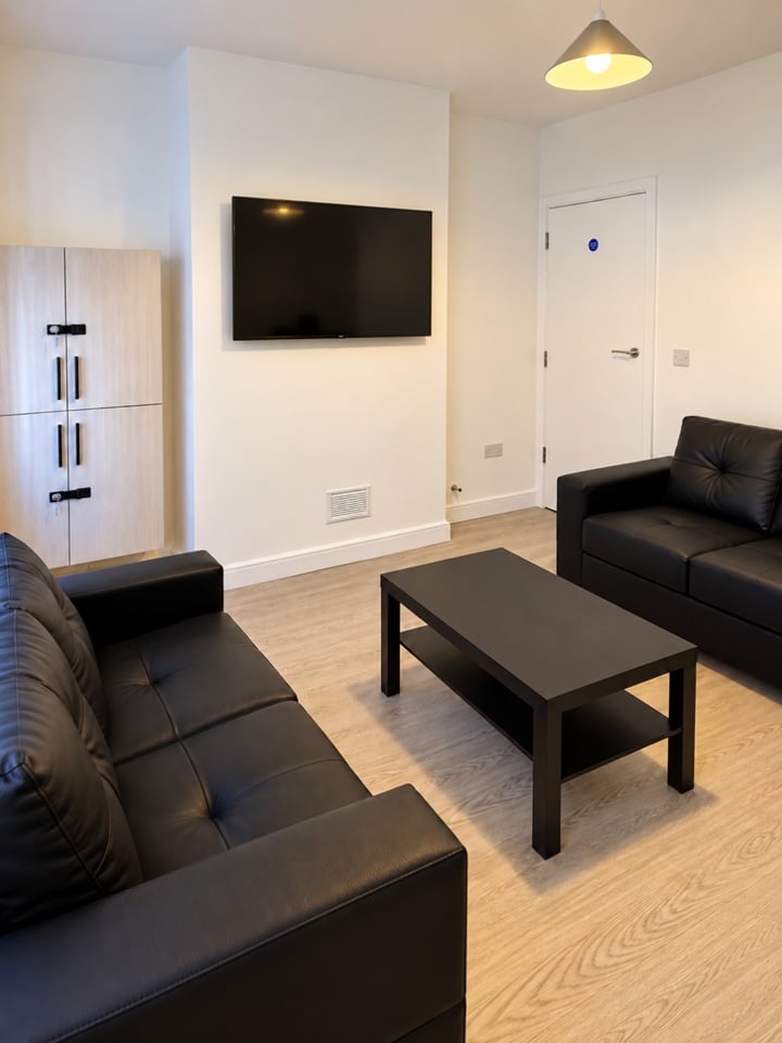 Room in a Shared House, Isandula Road, NG7