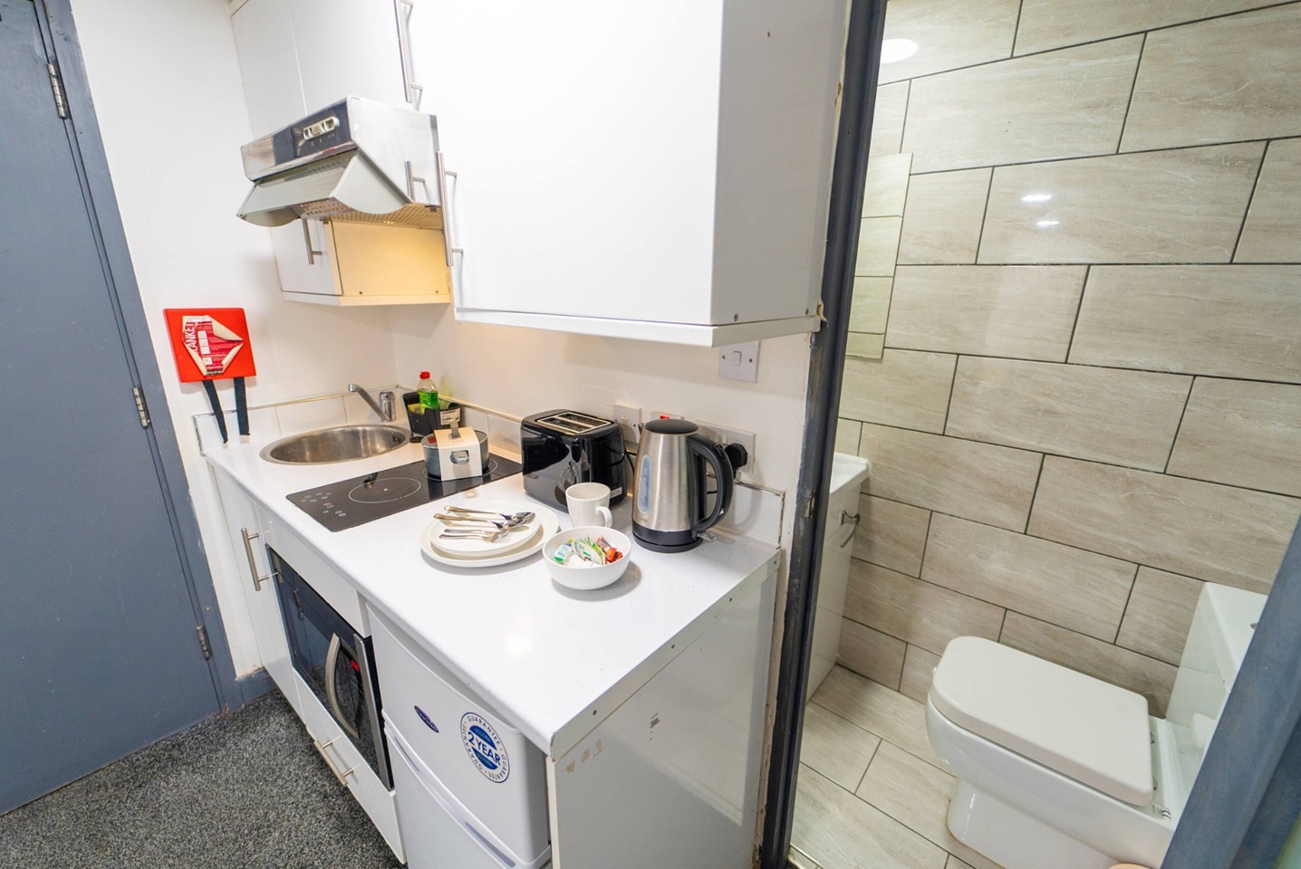Studio Flat, Dale Road, B29 photo 4