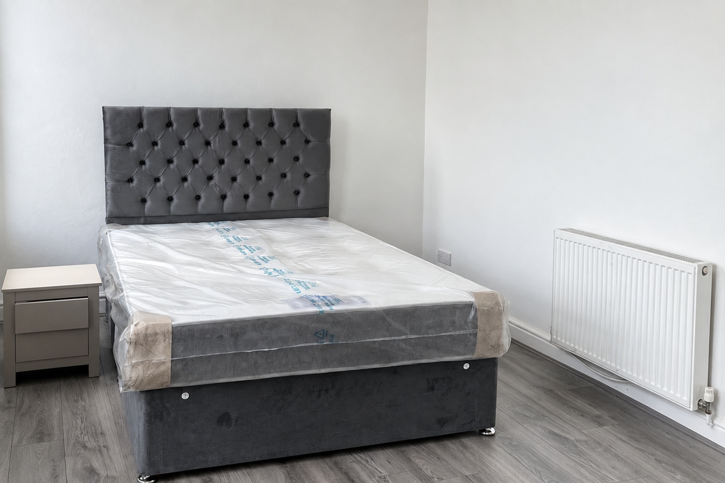 2 Bed Flat, Candia Towers, L5 photo 4