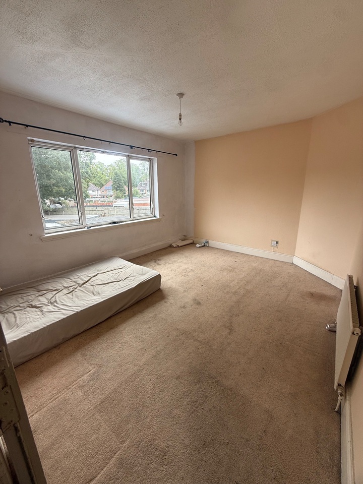 Room in a Shared Flat, Hartfield Crescent, B27