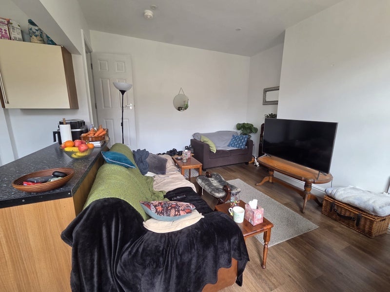 2 Bed Terraced House, Sowood St, LS4