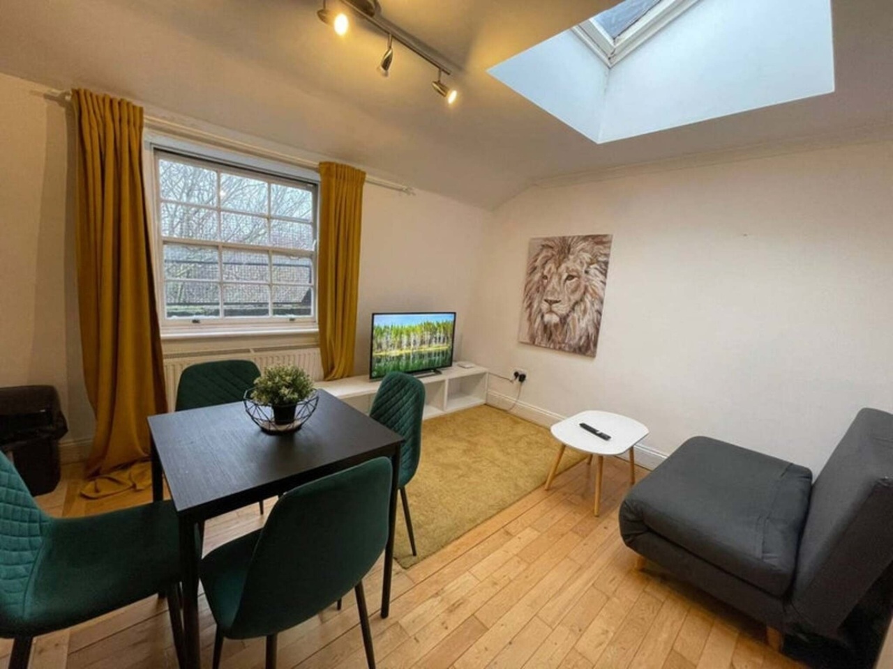 1 Bed Flat, Essex Road, N1