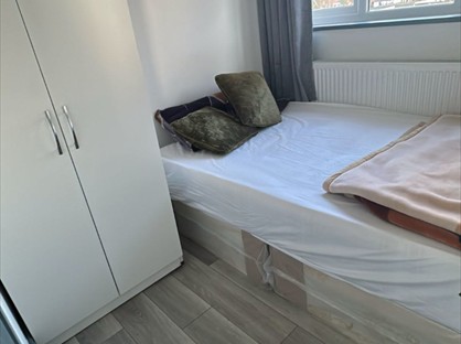 Room in a Shared House, Eltham Palace Road, SE9