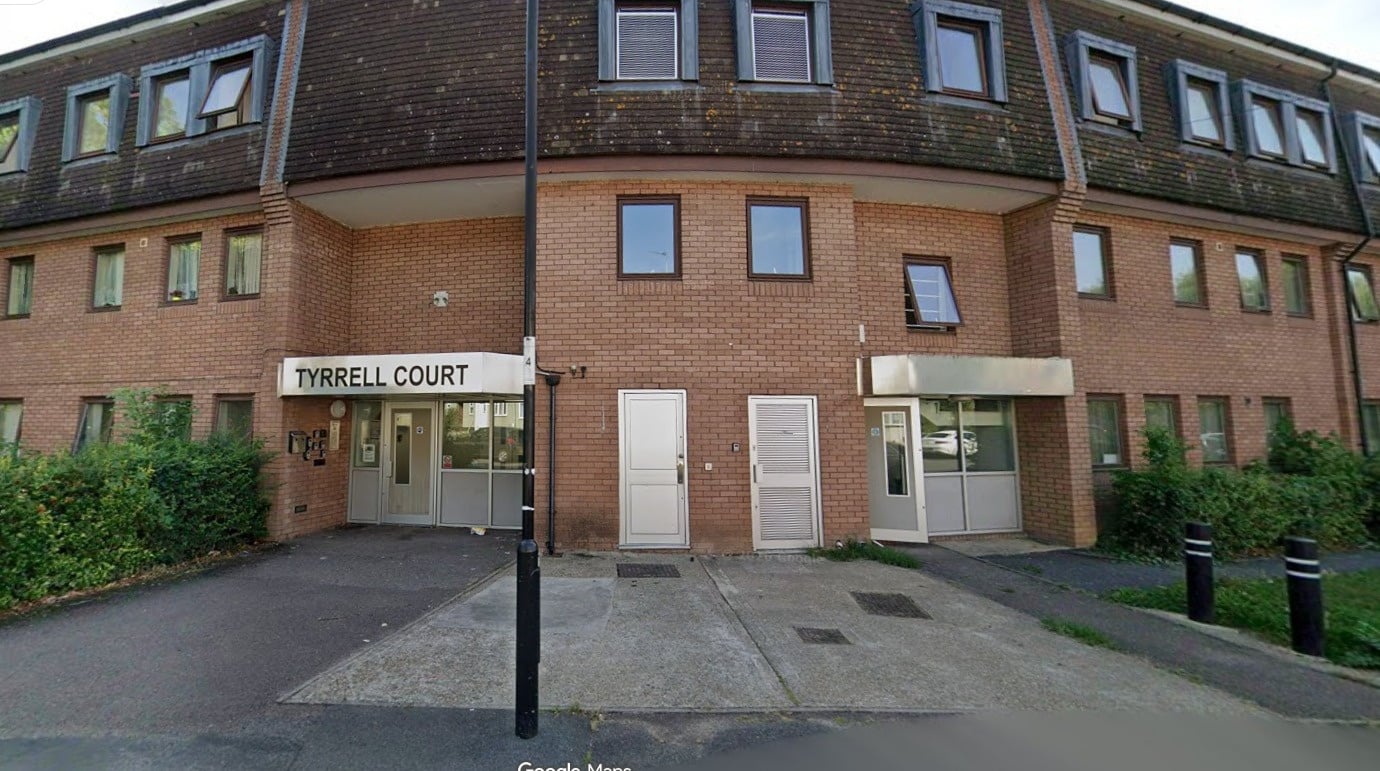1 Bed Flat, Tyrell Court, SO18