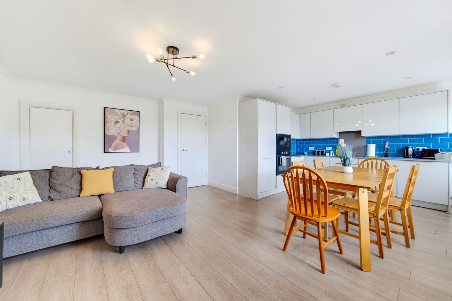 2 Bed Flat, London Street, RG1