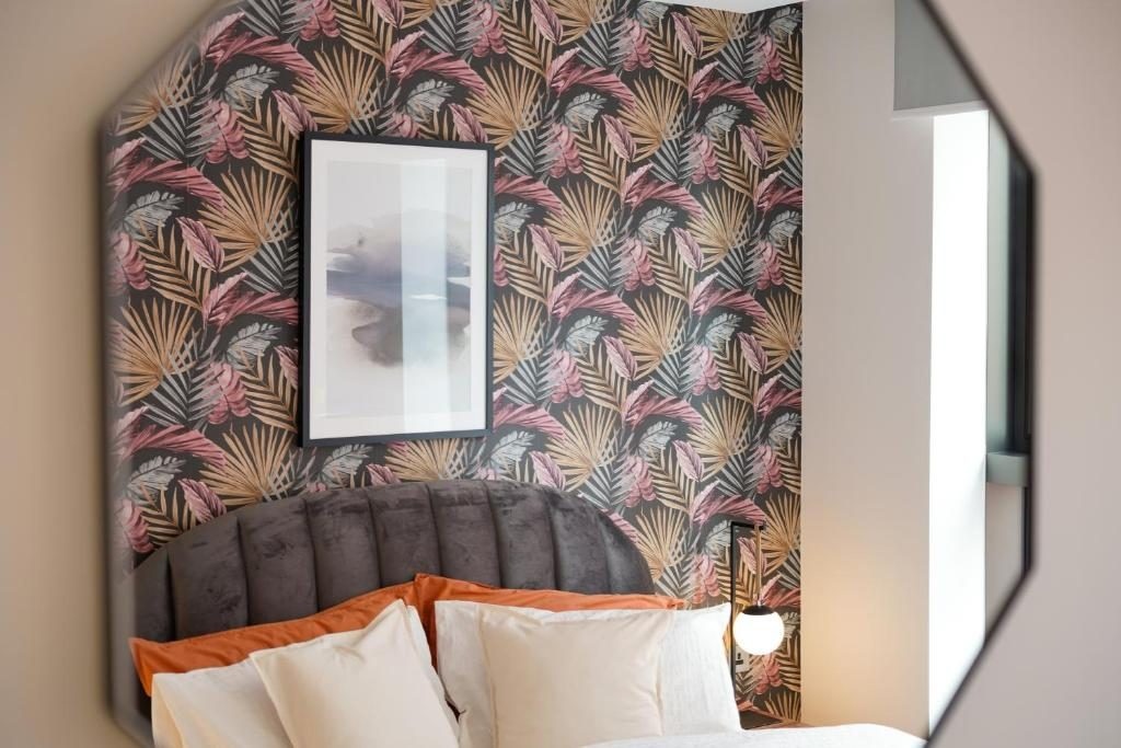 2 Bed Flat, Westmark Tower, W2 photo 4