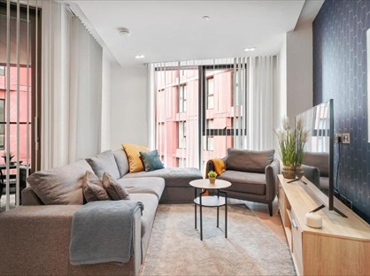 2 Bed Flat, Westmark Tower, W2