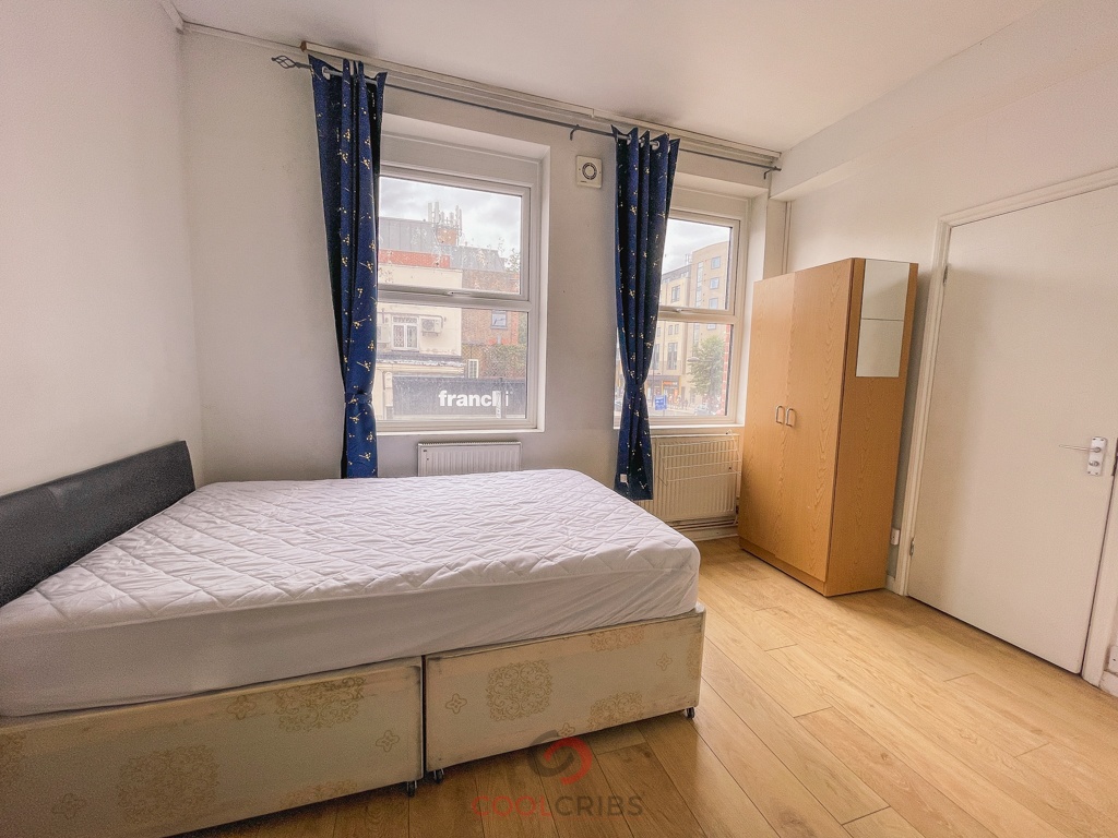 Studio Flat, London, N7 photo 3
