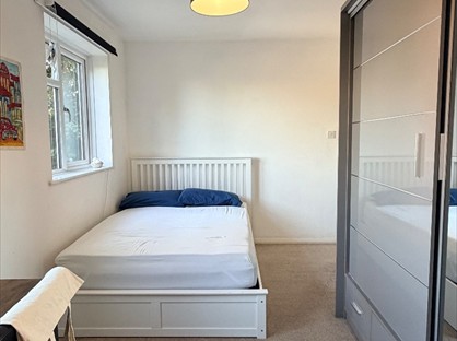Room in a Shared House, Brandram Road, SE13