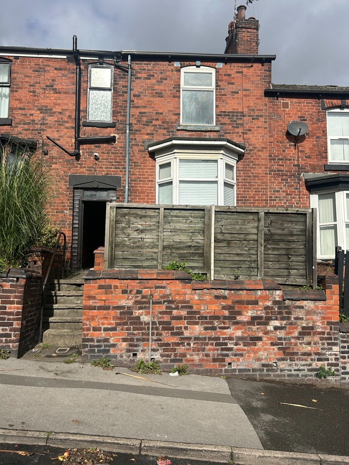 2 Bed Terraced House, Grimesthorpe Road, S4