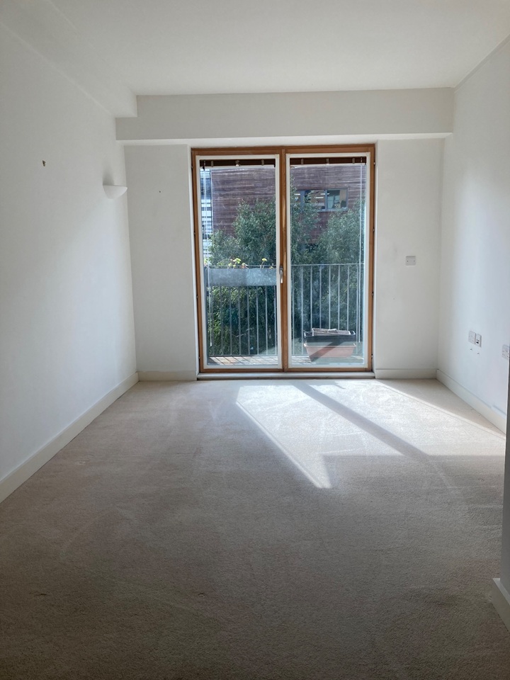 1 Bed Flat, Pullman Haul, BN1 photo 4