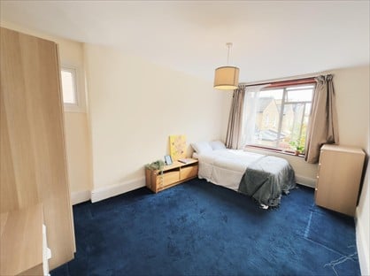 Room in a Shared House, Boundaries Road, SW12