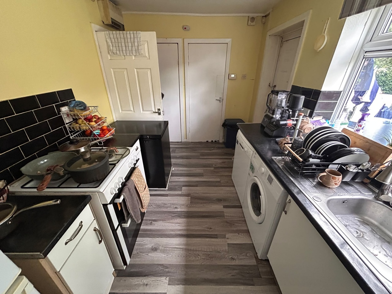 3 Bed Semi-Detached House, Beech Lane, LS9 photo 4