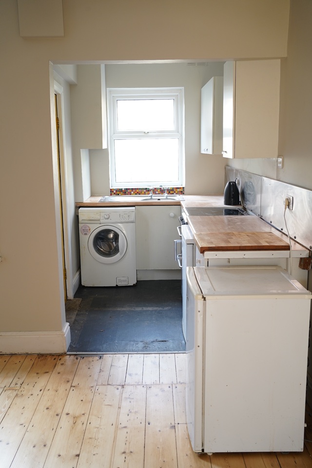3 Bed Terraced House, Belgrave Square, S2 photo 3