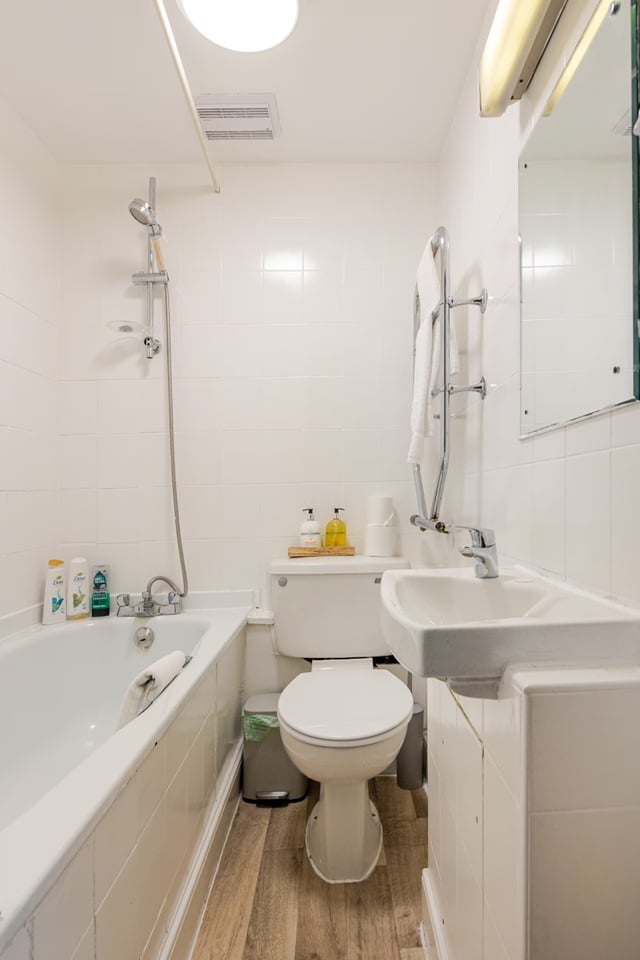 Studio Flat, Sloane Avenue, SW3 photo 4