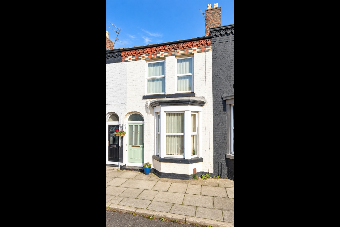 3 Bed Terraced House, Pansy St, L5