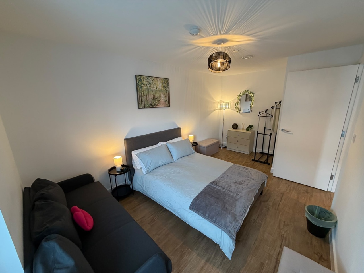 1 Bed Flat, Phoenix, LS9 photo 2