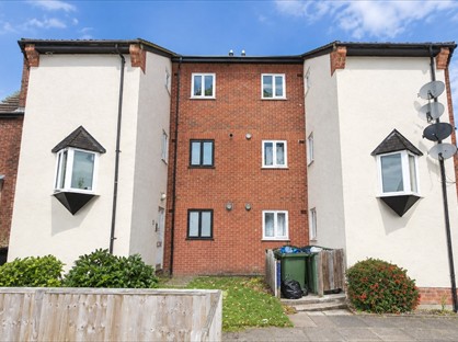 Studio Flat, Harrier Mews, SE28