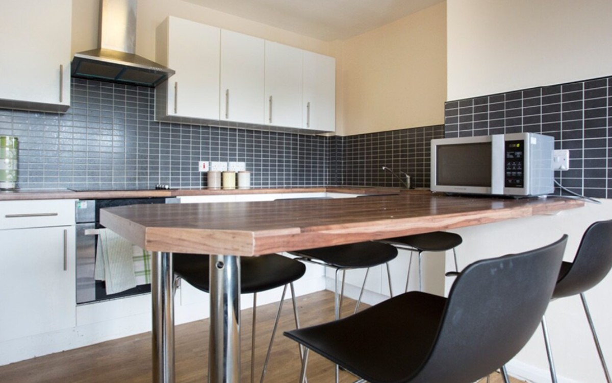 Room in a Shared Flat, Heald Grove, M14 photo 2