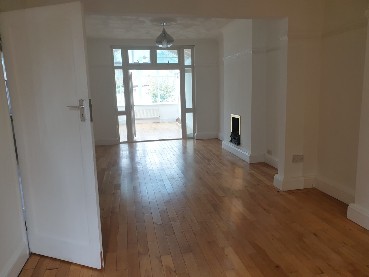 3 Bed Semi-Detached House, Dorchester Road, LE3