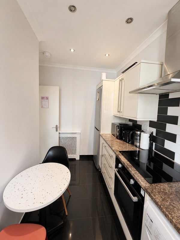 Room in a Shared Flat, St Michaels St, W2 photo 5