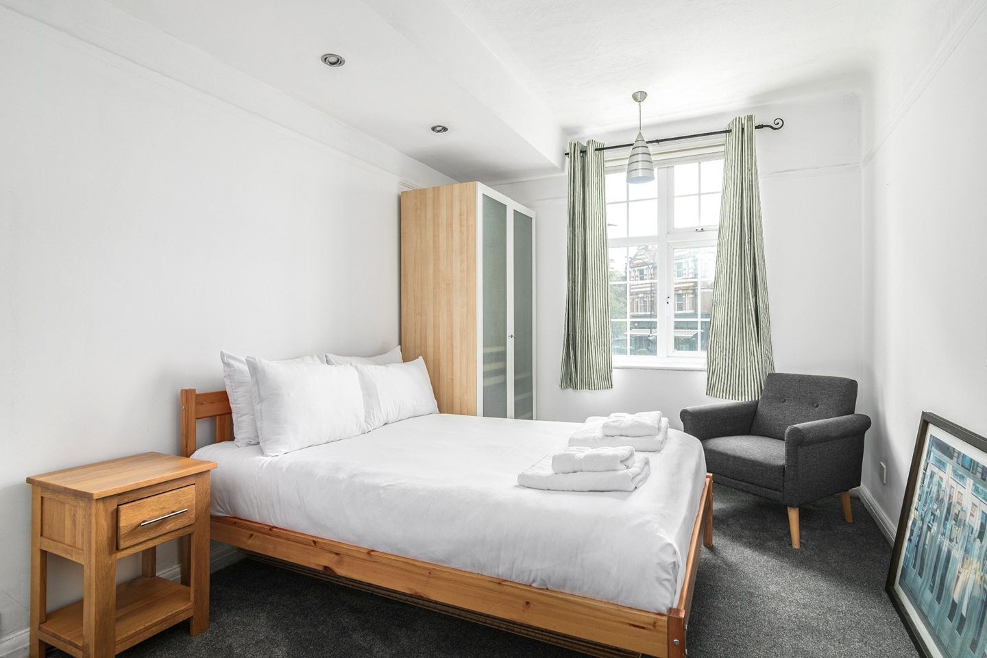 2 Bed Flat, Bolton Crescent, SE5 photo 5