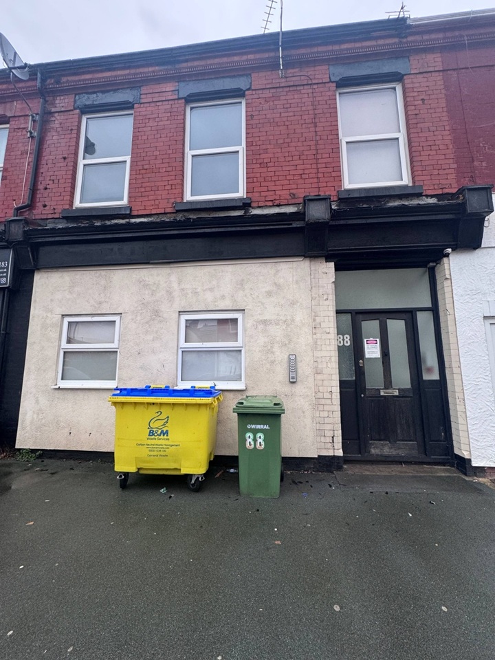 5 Bed Terraced House, King St, CH44 photo 2