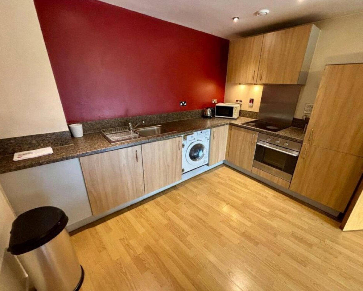 2 Bed Flat, Arena View, B1