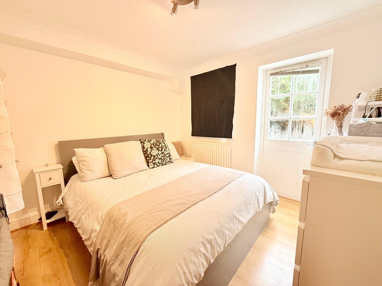 1 Bed Flat, Rawstorne St, EC1V photo 4