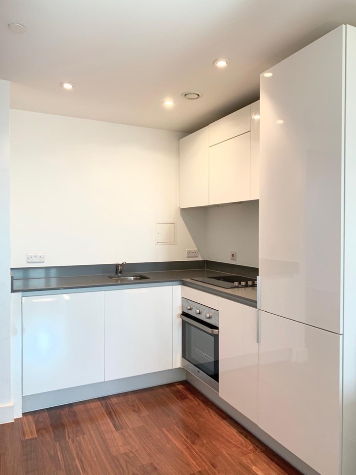 1 Bed Flat, Hagley Road, B16 photo 5