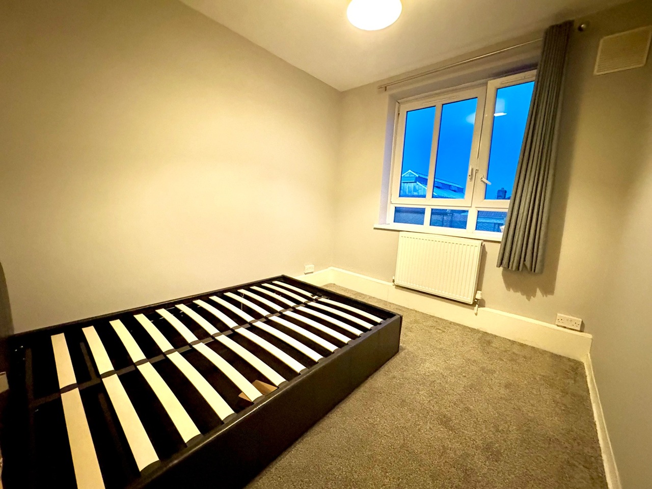 4 Bed Flat, Mary Macarthur House, W6 photo 4