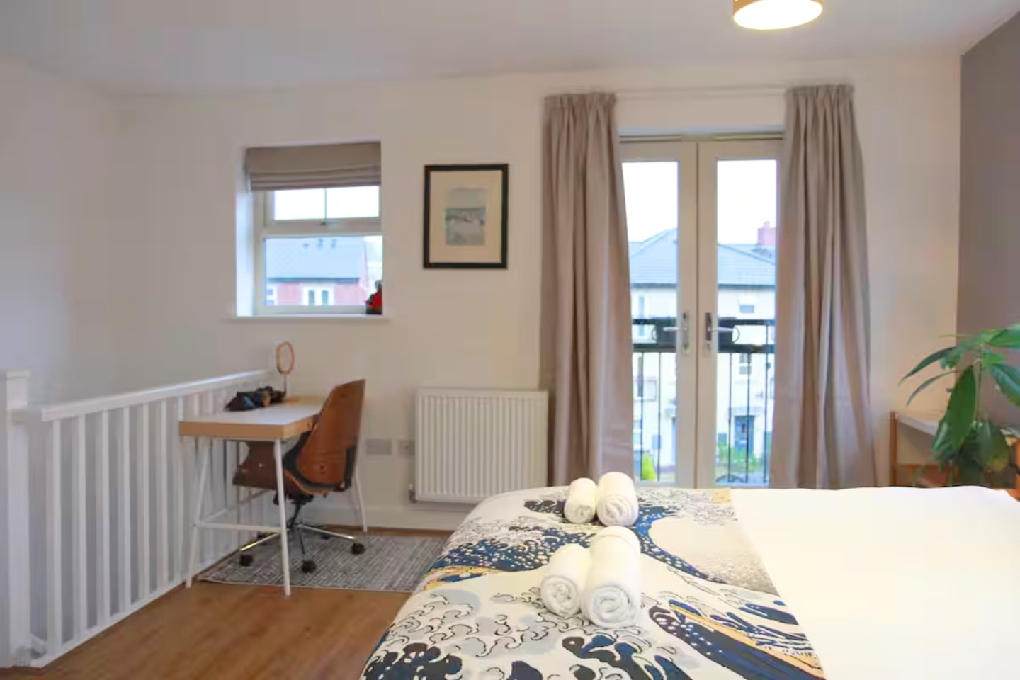 2 Bed End Terrace, Holts Crest Way, LS12 photo 3