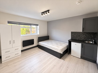 Studio Flat, Binyon Crescent, HA7