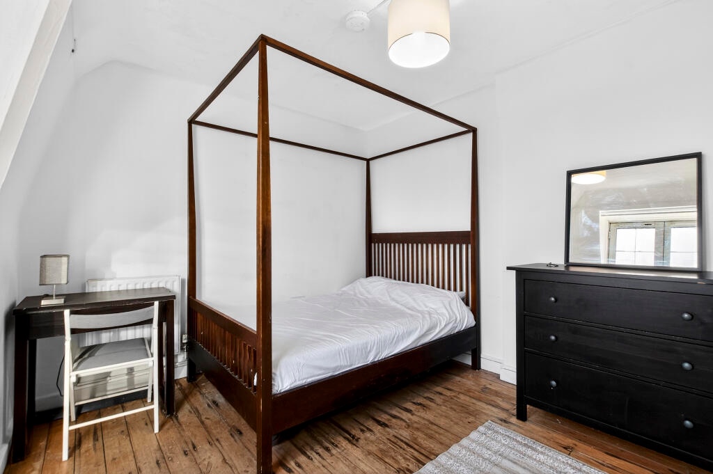 4 Bed Flat, Harmood House, NW1 photo 4