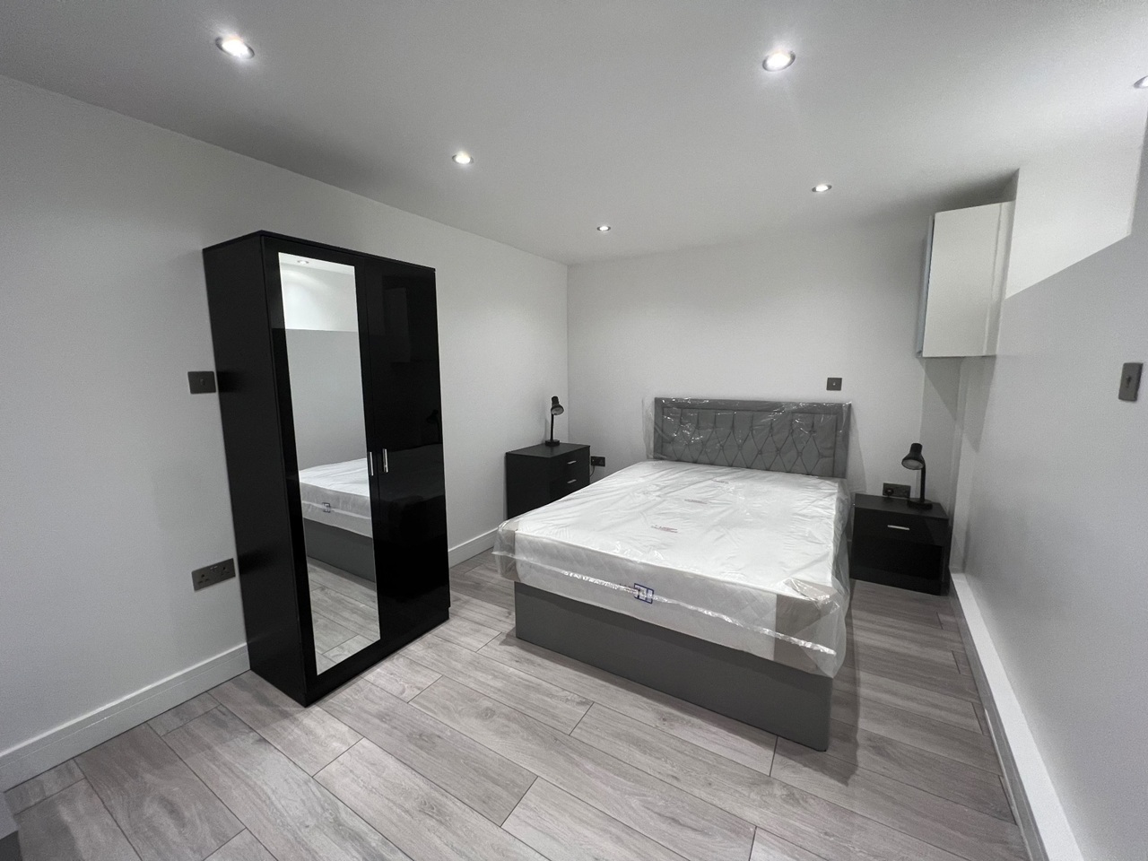Studio Flat, London, NW3 photo 4