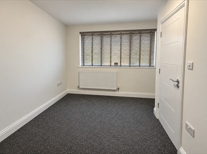 2 Bed Flat, Northolt, UB5