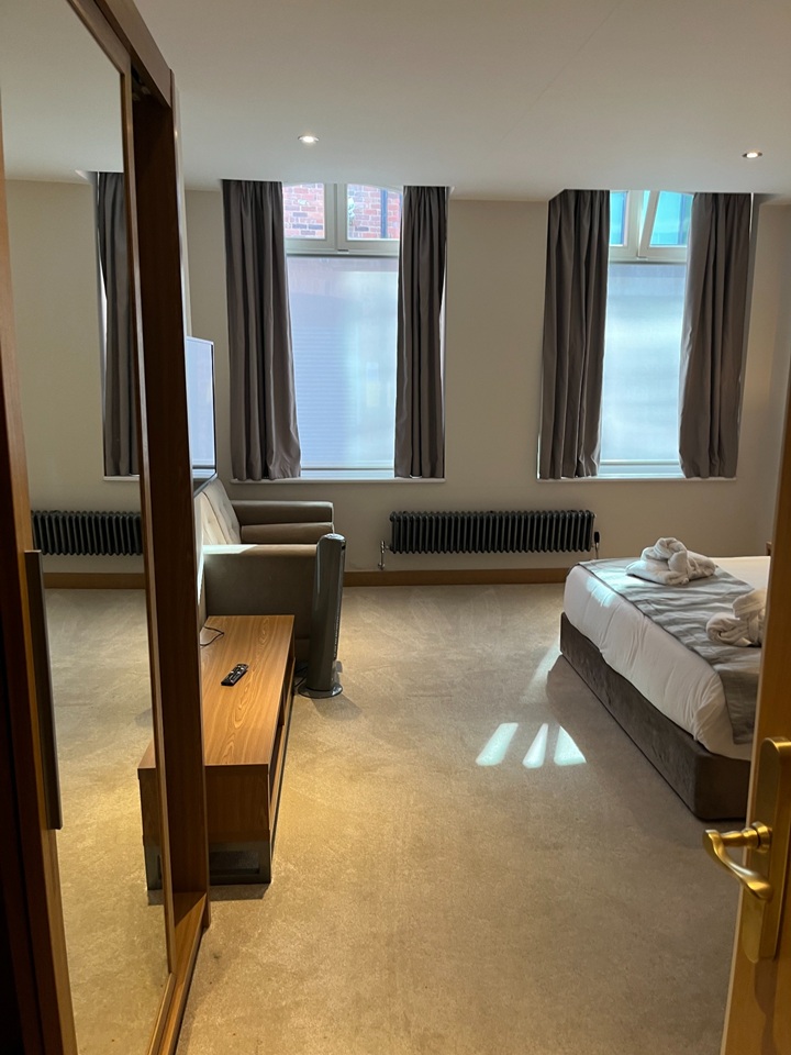 1 Bed Flat, Butts Court, LS1
