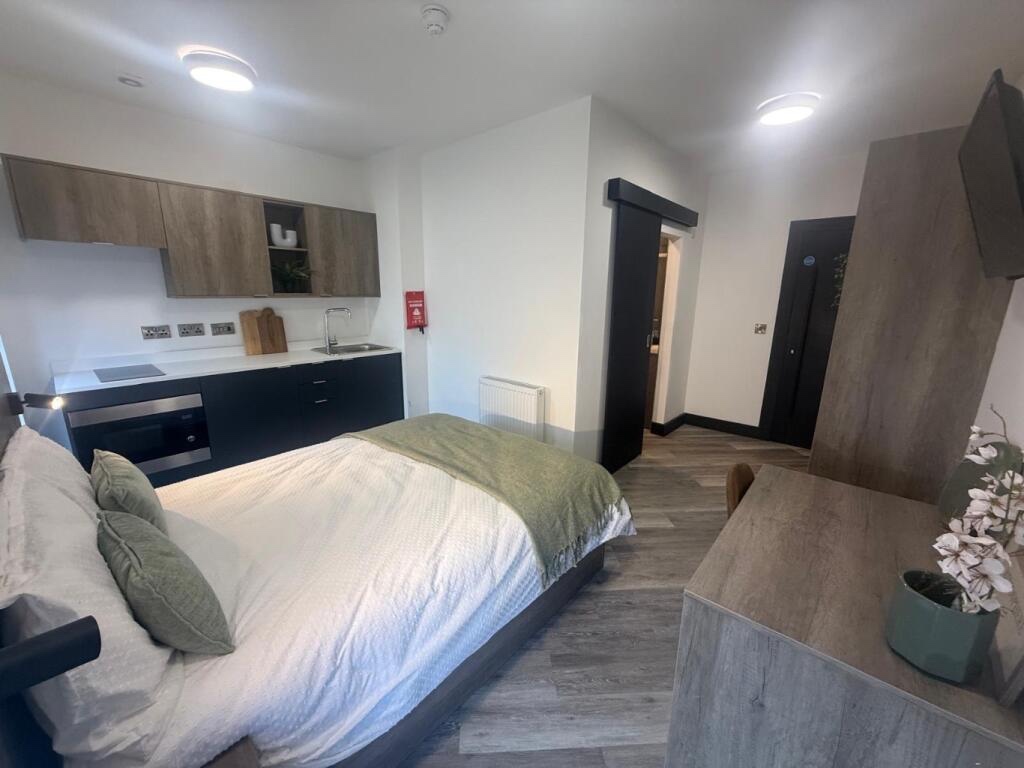 Studio Flat, Uttoxeter Old Road, DE1 photo 3